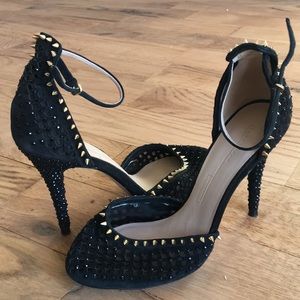 Black studded Zara heel size 40 us 10